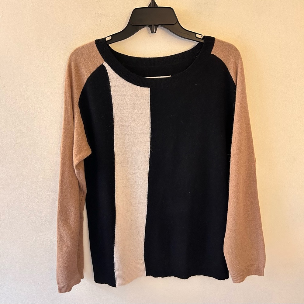 By Marlene Birger black & tan colorblock wool pullover sweater size XXS